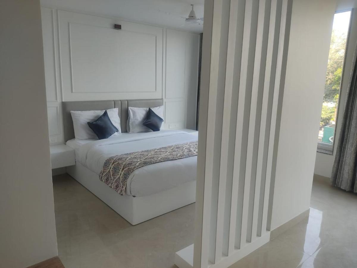 Hotel Mumbai House Express אודייפור מראה חיצוני תמונה