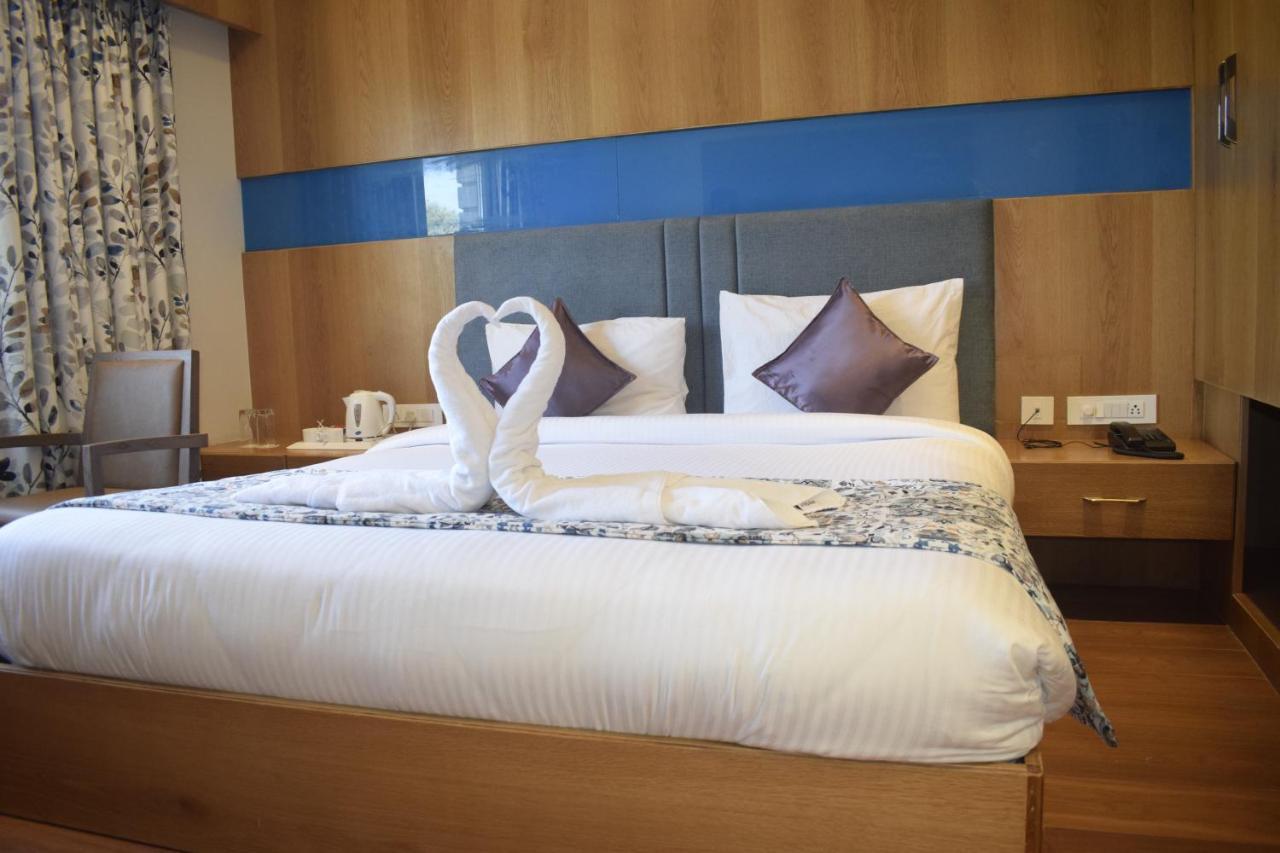 Hotel Mumbai House Express אודייפור מראה חיצוני תמונה