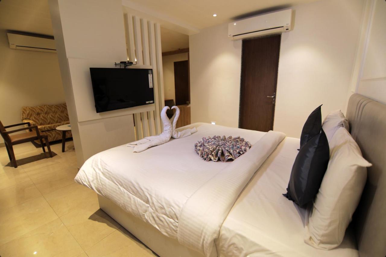 Hotel Mumbai House Express אודייפור מראה חיצוני תמונה