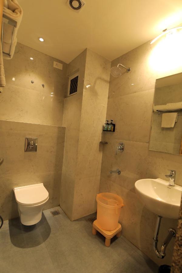 Hotel Mumbai House Express אודייפור מראה חיצוני תמונה